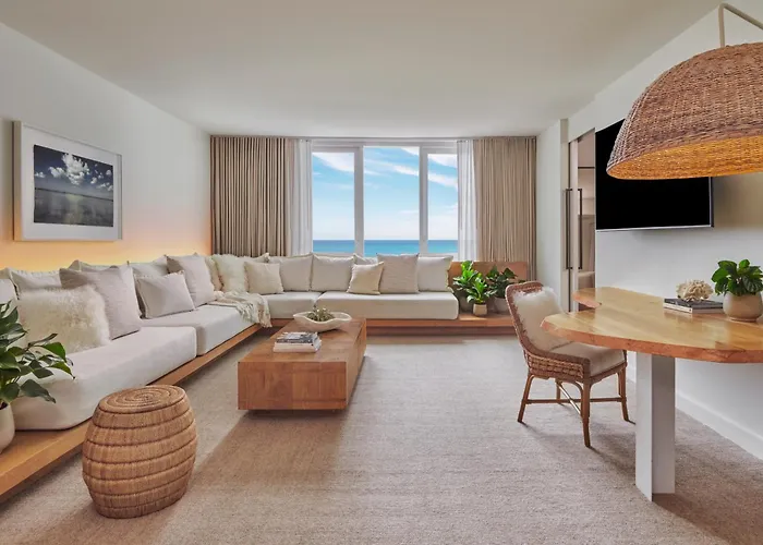Top Resorts in Miami Beach